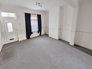 Living/Dining Room- click for photo gallery